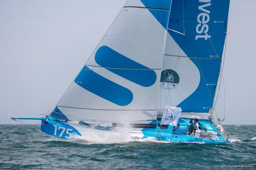 Le Class40 à l'arrivée de la CIC Normandy Channel Race