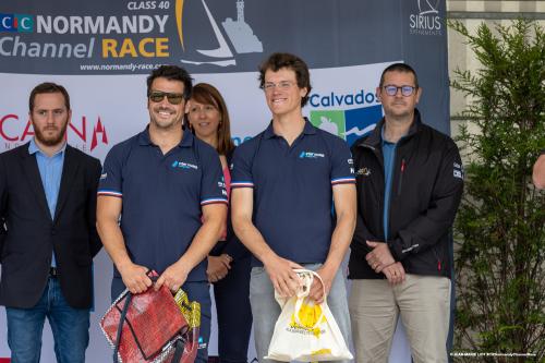 Matthieu et Kevin à la remise des prix