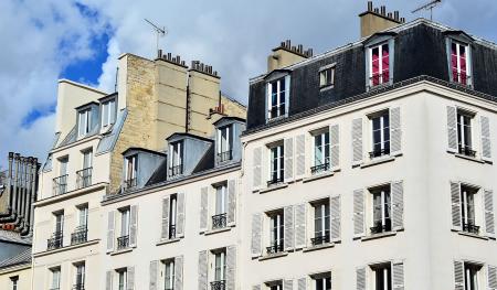 Immobilier 2023 : mieux vaut acheter que louer